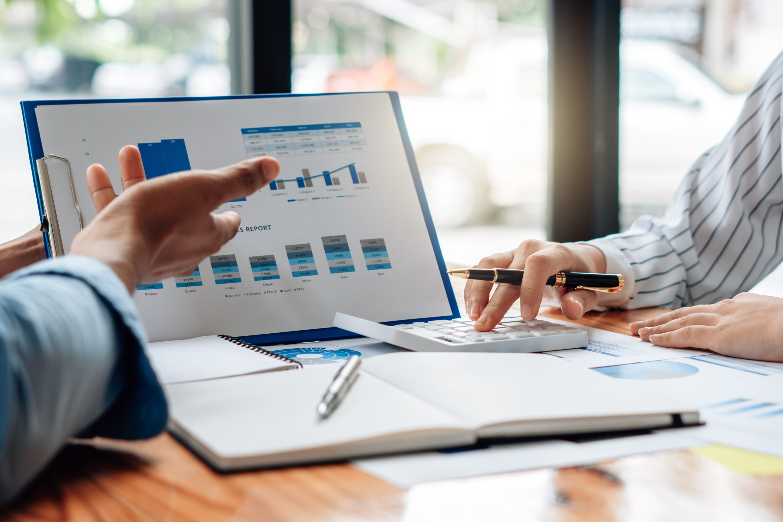 Co-working Business Team Consulting meeting Planning Strategy and brainstorming new business project